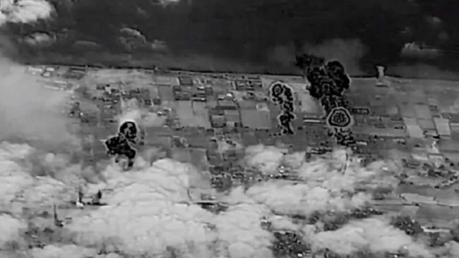 İsrail katliamda durmak bilmiyor! Bakanlık binasını vurdular - Resim : 2