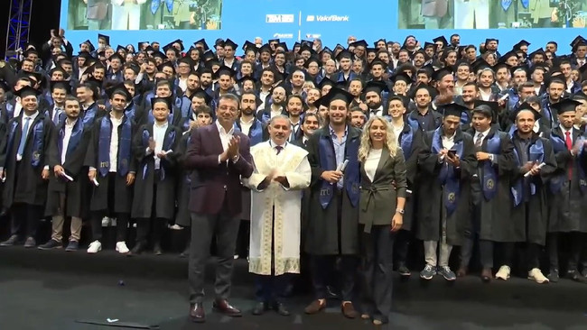 Aşkları yardım kampanyasında ortaya çıktı! İmamoğlu’nun oğlu Selim kalbini genç güzele kaptırdı - Resim : 5