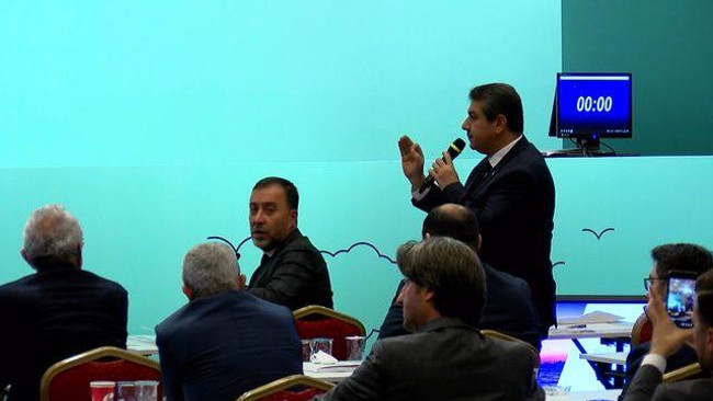 İBB Meclisi'nde İmamoğlu'na mikrofon kapattıran gerginlik: Sakin ol, derin nefes al - Resim : 2