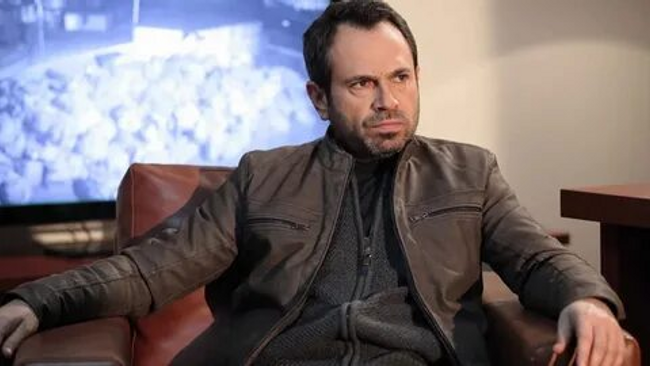 Süslü Korkuluk dizisine sürpriz transfer: Çağatay Ulusoy'un babası olacak - Resim : 1