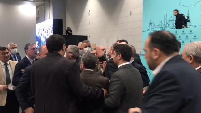 İSKİ Genel Kurulu'nda gerginlik! Arbede yaşandı, toplantıya ara verildi - Resim : 1