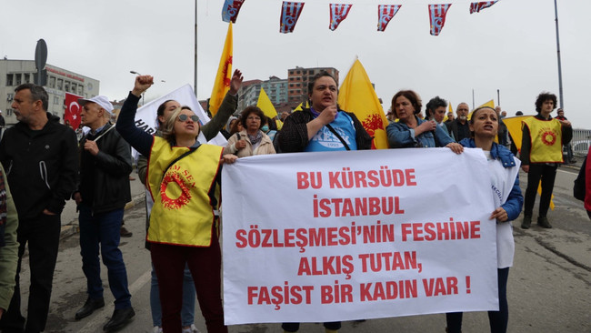 1 Mayıs kutlamalarında 'pankart' gerilimi: Bu kürsüde faşist bir kadın var! - Resim : 2