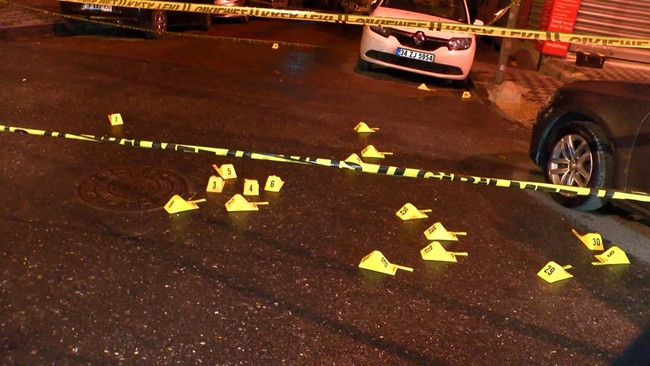 İstanbul Bahçelievler’de silahlı çatışma! 5 kişi yaralı… - Resim : 1