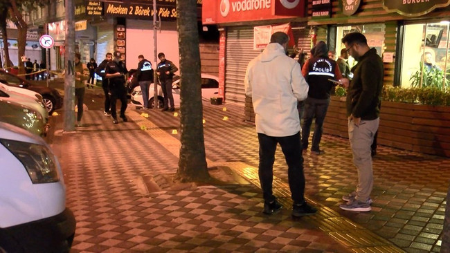 İstanbul Bahçelievler’de silahlı çatışma! 5 kişi yaralı… - Resim : 2