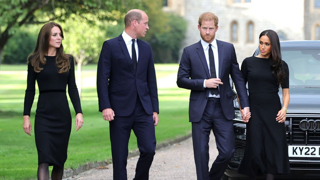 Prensler arasında Netflix gerilimi: ‘Kardeşini asla affetmeyecek’ - Resim : 1