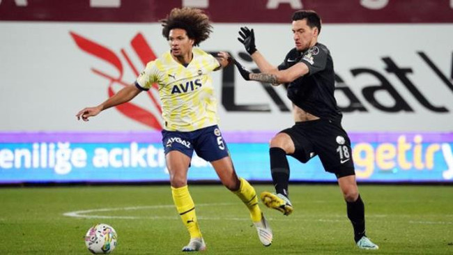 Fenerbahçe, Ümraniyespor'u deplasmanda 2-1'lik skorla mağlup etti - Resim : 1