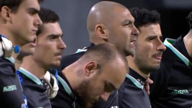 Tepki çeken hareket! Ajax'ın kaptanı Tadic, depremzedeler için hazırlanan bandı takmadı - Resim : 2