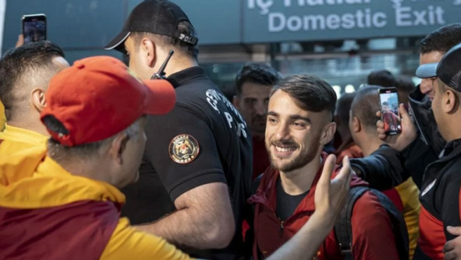 Lider Galatasaray'a şampiyonluk karşılaması! - Resim : 1