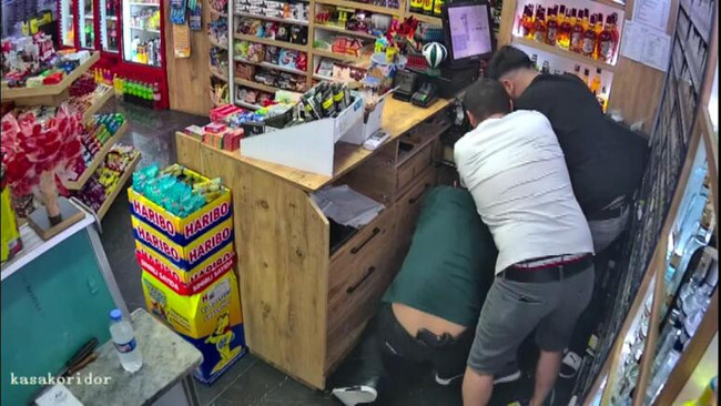 2 kişinin öldüğü tekel bayi saldırısı kameralarda! - Resim : 1