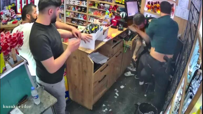 2 kişinin öldüğü tekel bayi saldırısı kameralarda! - Resim : 2