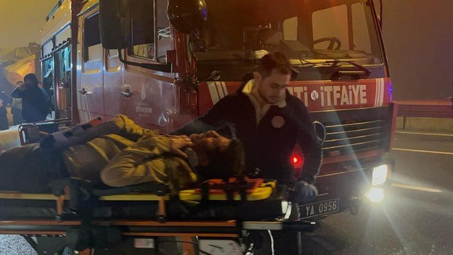 Korkunç kaza: Yolcu otobüsü TIR'a çarptı! Çok sayıda yaralı var… - Resim : 2