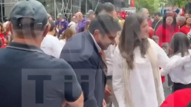 Sezgin Baran Korkmaz'dan canlı yayına baskın - Resim : 1