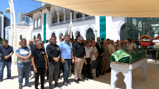 Aşk-ı Memnu'nun Şayeste'si Fatma Karanfil'e vefasızlık - Resim : 1