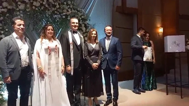 BDDK müdürünün düğününde bankalardan takı yağdı! Süleyman Soylu ve MHP'den gövde gösterisi… - Resim : 3