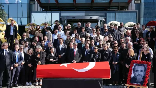 Usta gazeteci Güneri Cıvaoğlu'na veda töreni... Son yolculuğuna uğurlandı - Resim : 2