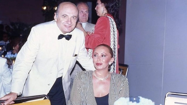 Doğuş Grubu'nda üzücü haber! Ferit Şahenk'in annesi Deniz Şahenk hastaneye kaldırıldı - Resim : 1