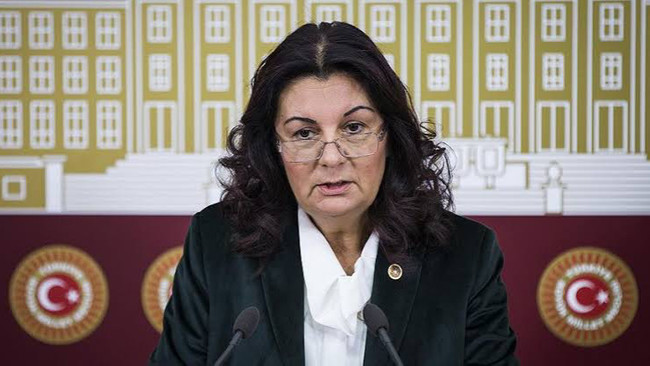 CHP'li eski vekil Lale Karabıyık hayatını kaybetti! - Resim : 1