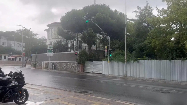 İstanbul'da beklenen yağış başladı - Resim : 1