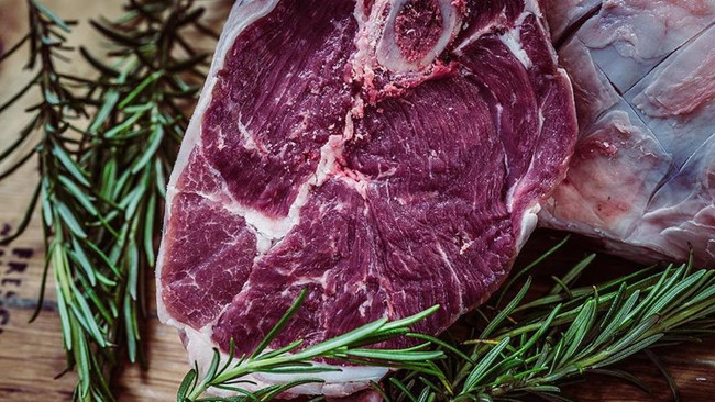 Bakan Yumaklı 'yapay et' iddialarına noktayı koydu! - Resim : 1