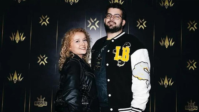'Jrokez' lakaplı ünlü yayıncı hayatını kaybetti! 12. kattan düştü... - Resim : 2