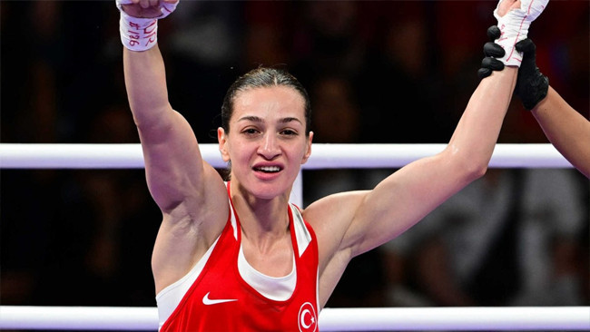 Dünya şampiyonasında fırtına gibi esen 3 kadın milli boksörümüz yarı finale çıktı! - Resim : 3