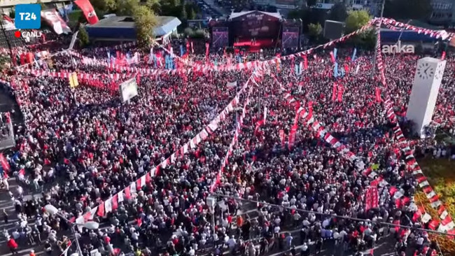 CHP’nin “Büyük Ankara” mitingi... Özgür Özel: Bu meydanda senden korkmayanlar var! - Resim : 1