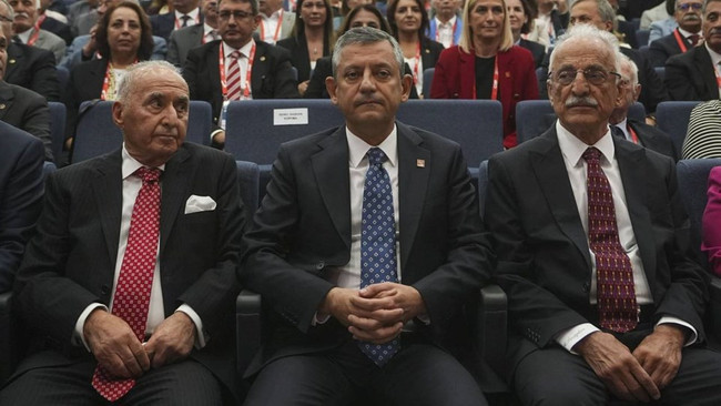 Kemal Kılıçdaroğlu Kurultay'a katılmadı! Özgür Özel arayıp davet etmişti… - Resim : 1