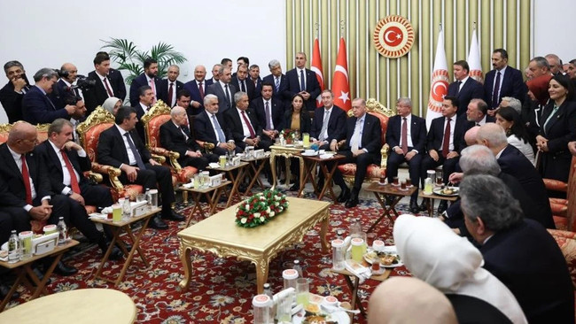 Meclis açılışına damga vuran fotoğrafa Erdoğan'dan ilk yorum - Resim : 1