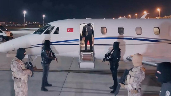 CHROOKE'ye büyük darbe: 'Don Vito' yakalandı! Bu sabah Türkiye’ye getirildiler… - Resim : 1