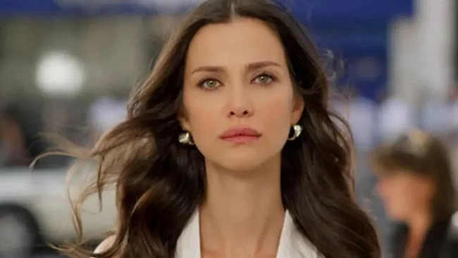 İrem Helvacıoğlu’nun kazası saniye saniye kamerada Bebeğiyle dehşeti yaşamıştı - Resim : 2