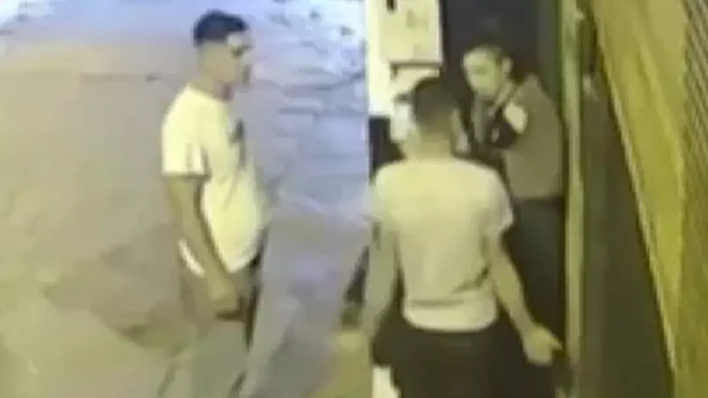 Beyoğlu'nda infial yaratan taciz olayında yeni gelişme: Tahliye edildiler - Resim : 2