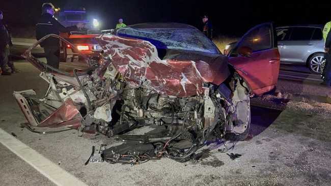 &Ccedil;anakkale'de katliam gibi kaza: 5 kişi &ouml;ld&uuml;! &lsquo;Dur&rsquo; ihtarına uymayan s&uuml;r&uuml;c&uuml;... - Resim : 1