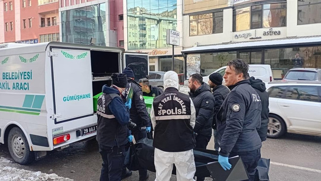 Üniversiteyi yasa boğan haber! 3 çocuk babası akademisyen evinde ölü bulundu! - Resim : 3
