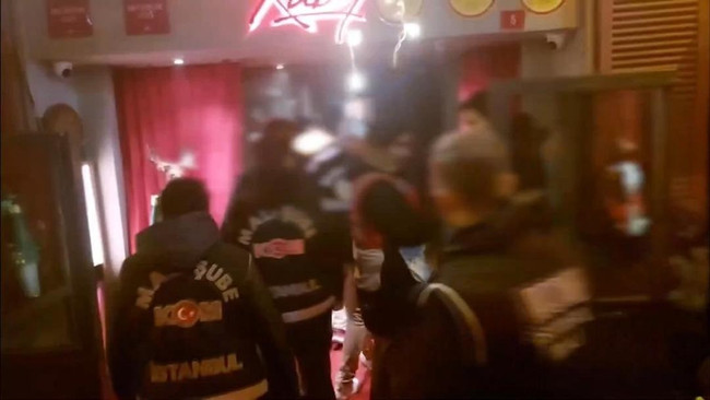 &Uuml;nl&uuml; oyuncu Can Yaman hakkında karar! G&ouml;zaltına alınmıştı... - Resim : 1