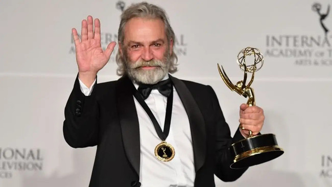 Haluk Bilginer'e onur &ouml;d&uuml;l&uuml;: Almanya'ya gidecek - Resim : 2