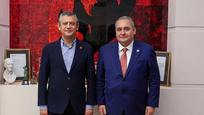 Özel’in Özarslan’a attığı mesajlar ifşa oldu! Karaktersiz, yalaka! - Resim : 1