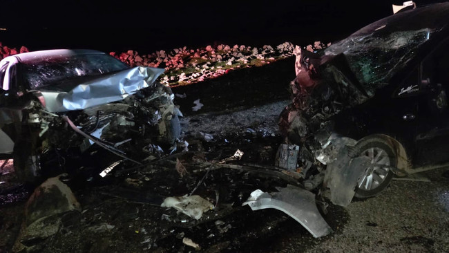 Bir ilimizde katliam gibi kaza... İki araç birbirine girdi! 5 kişi yaşamını yitirdi - Resim : 3