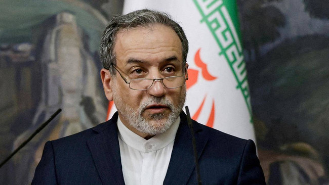 İran'dan şaşırtan "Hürmüz Boğazı" açıklaması: "Şu an itibarıyla geçişlere açıktır" - Resim : 1