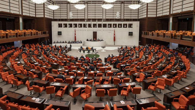 Kadınlar ve 15 yaş altı çocukları ilgilendiriyor: Meclis'ten geçti! - Resim : 1