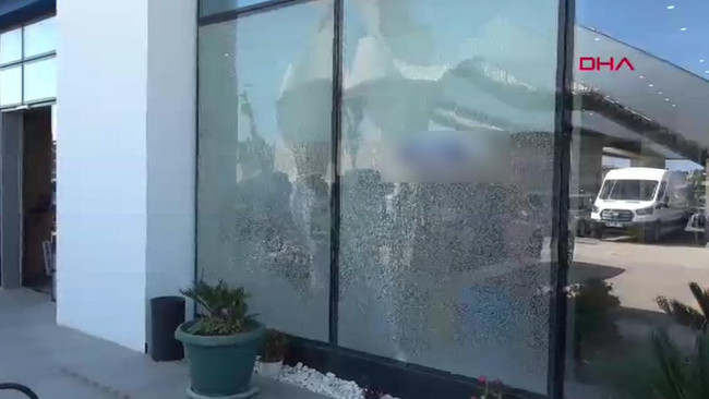 Saatler sonra ikinci saldırı! Otokoç bu kez Antalya'da hedef oldu - Resim : 1