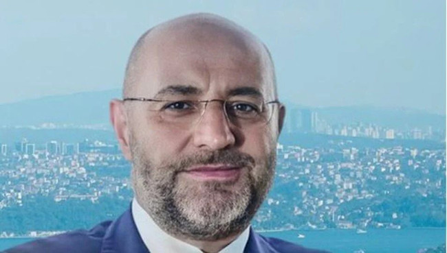Menzil Şeyhi’nin kölesiymiş… Bu nasıl TRT’ci? - Resim : 1