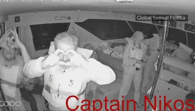Sumud Filosu'na İsrail müdahalesi başladı! Askerler gemilere baskın yaptı... - Resim : 4