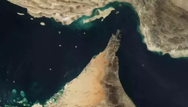 Trump, Hürmüz Boğazı konusunda gözünü kararttı! "Gerekirse..." - Resim : 1