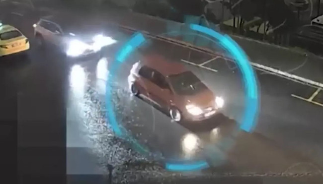 Terör saldırısının görüntüleri ortaya çıktı: İki defa keşif yapmışlar! - Resim : 1