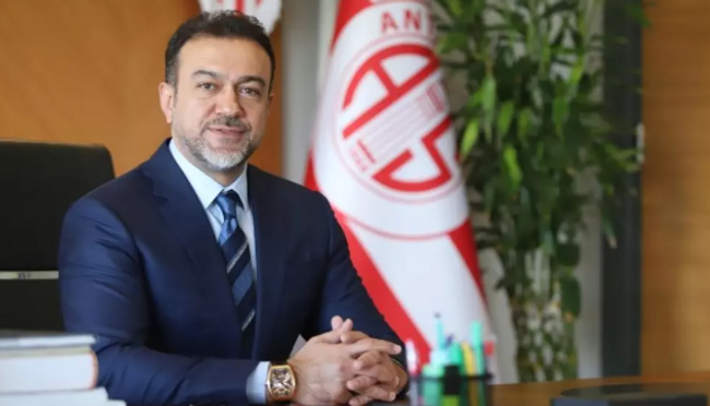 Süper Lig ekibinde toplu istifa depremi - Resim : 1