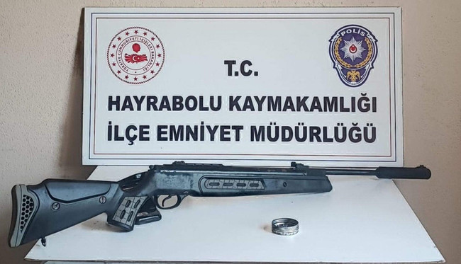 Rapçi Çakal'a konserde silahlı saldırı: Kaçan saldırgan yakalandı! - Resim : 2