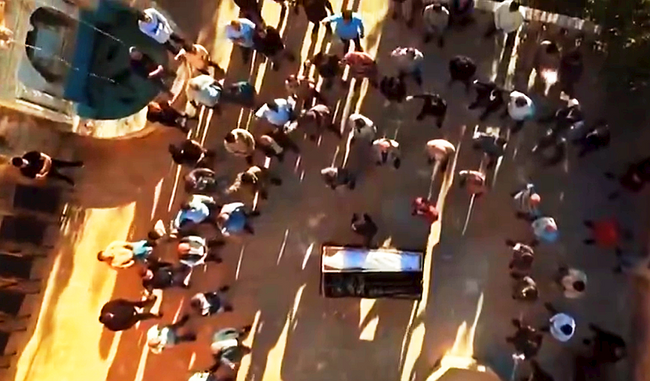 Breaking Bad soslu Kalpazan ve Uzak Şehir’in cenaze çıkmazı! Havaya Ateş Açma Âdeti Nedir Arkadaş? - Resim : 6