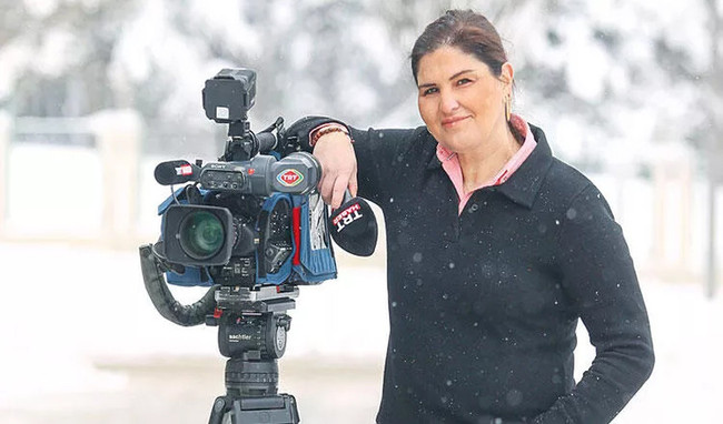 TRT savaş muhabiri Elif Akkuş'u anlatan belgeselin ilk bölümü yayınlandı - Resim : 3