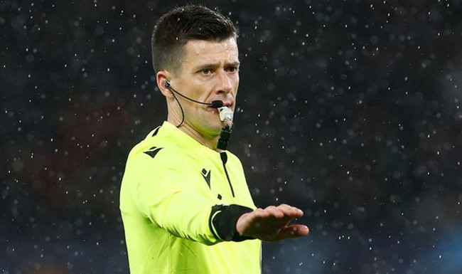 Barcelona-Galatasaray maçının hakemi belli oldu! - Resim : 1