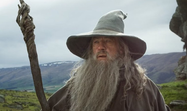 Yüzüklerin Efendisi’nin Gandalf’ı Ian McKellen'dan kötü haber! Hastaneye kaldırıldı… - Resim : 1